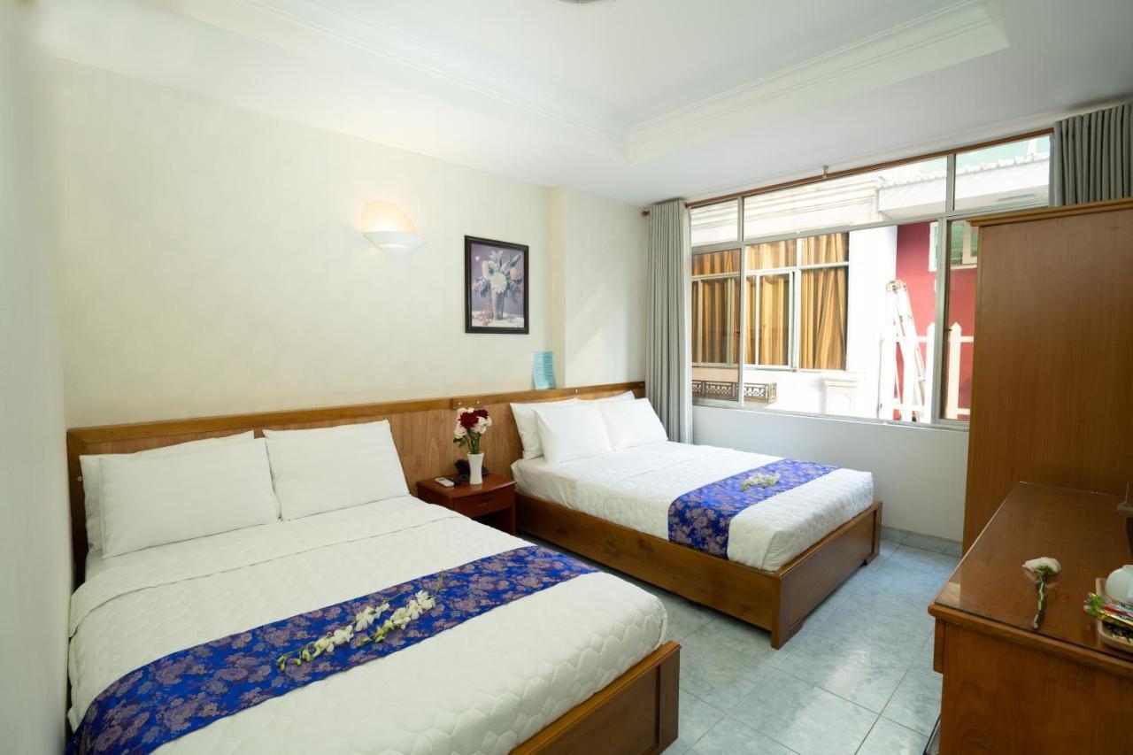 Phan Lan 2 Hotel Thành Pho Ho Chí Minh Esterno foto